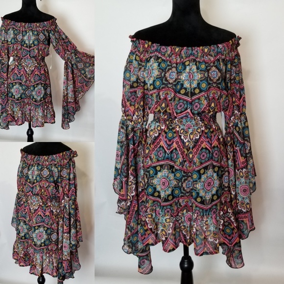 Off The Shoulder Flare Sleeves Dress - Picture 3 of 7